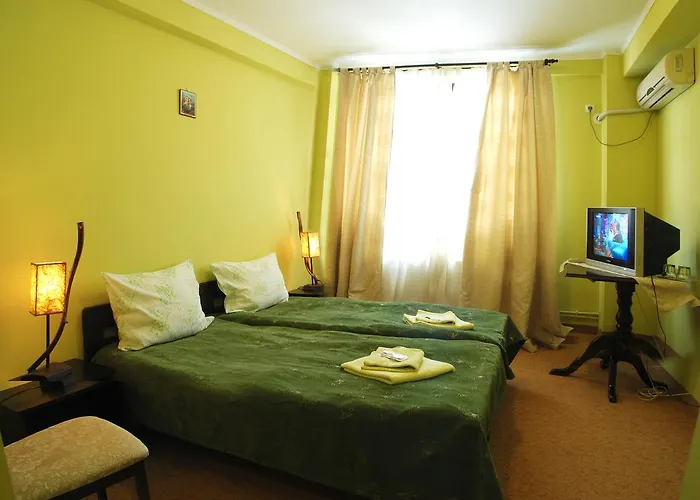 Curtea Brancoveneasca 2*