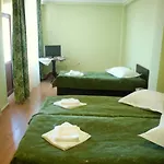 Curtea Brancoveneasca Гостевой дом 2*
