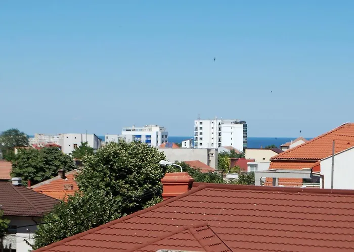 Curtea Brancoveneasca 2*